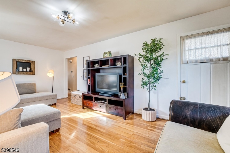 Middlesex Boro, NJ 08846,105 Madison Ave