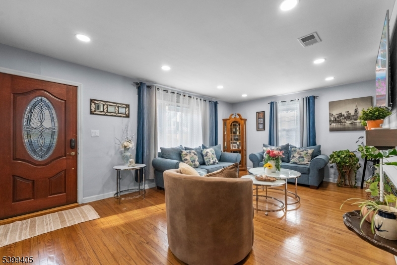 Little Falls Twp., NJ 07424,47 Browertown Rd