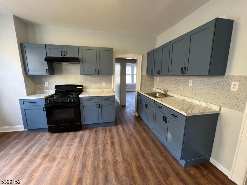 Newark City, NJ 07112,55 Schley St