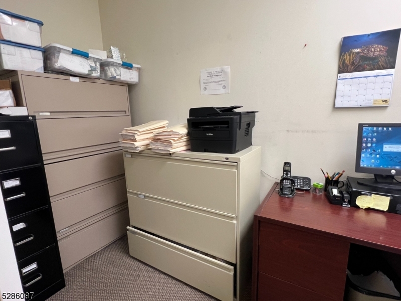 Springfield Twp., NJ 07081,28 Millburn Ave