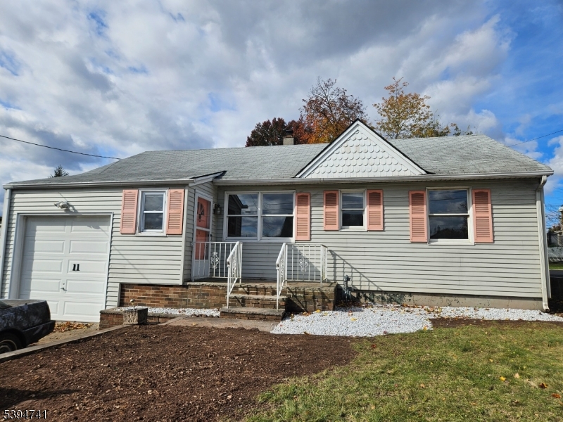 11 Dartmouth St, Edison Twp., NJ 08837