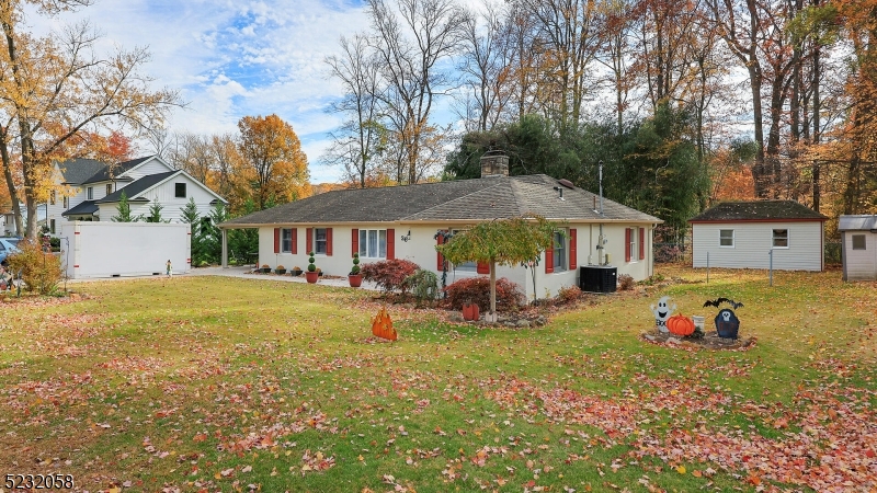 Warren Twp., NJ 07059,26 Gates Ave