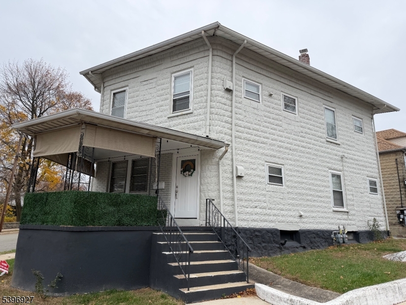 9 Stoll St #1, Netcong Boro, NJ 07857