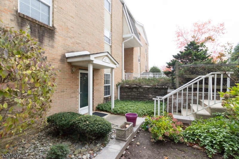 Hanover Twp., NJ 07927,241 Vista Dr #241