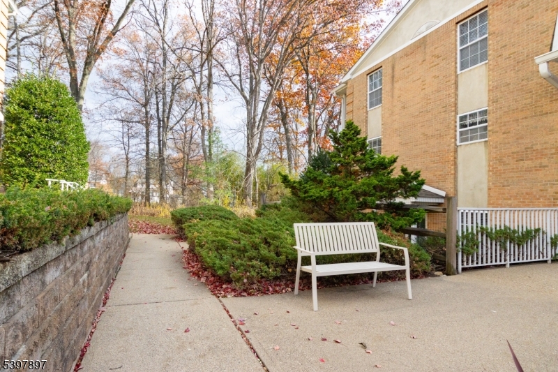 Hanover Twp., NJ 07927,241 Vista Dr #241