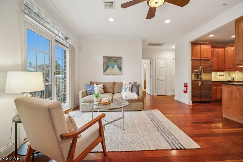 South Orange Village Twp., NJ 07079,31-41 Church St. #306