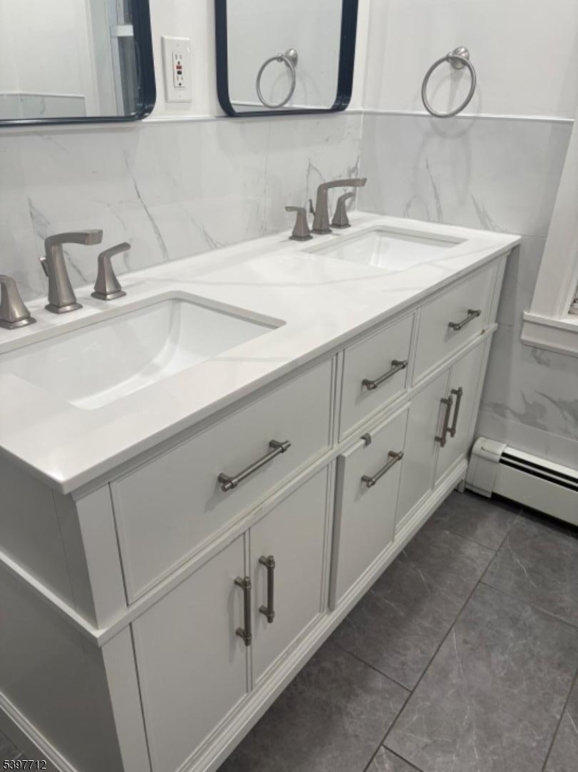 476 Rahway Ave, Elizabeth City, NJ 07202