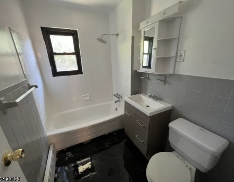 North Plainfield Boro, NJ 07060,401 US Highway 22