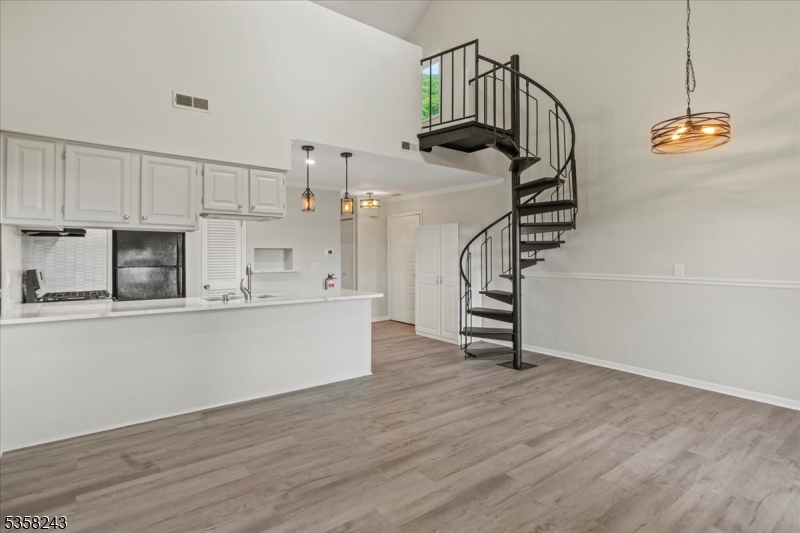 Vernon Twp., NJ 07462,3 Telemark Dr #10