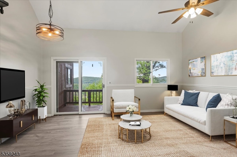 Vernon Twp., NJ 07462,3 Telemark Dr #10