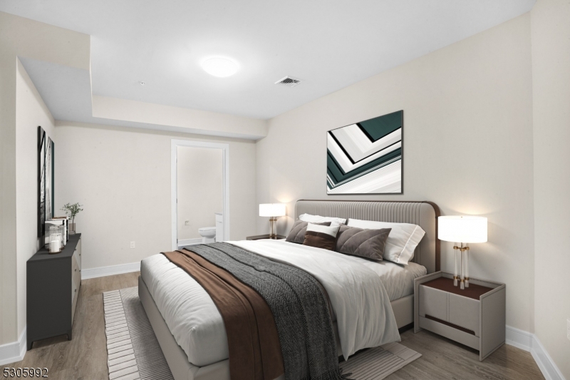 Morristown Town, NJ 07960,42 Spring St #203