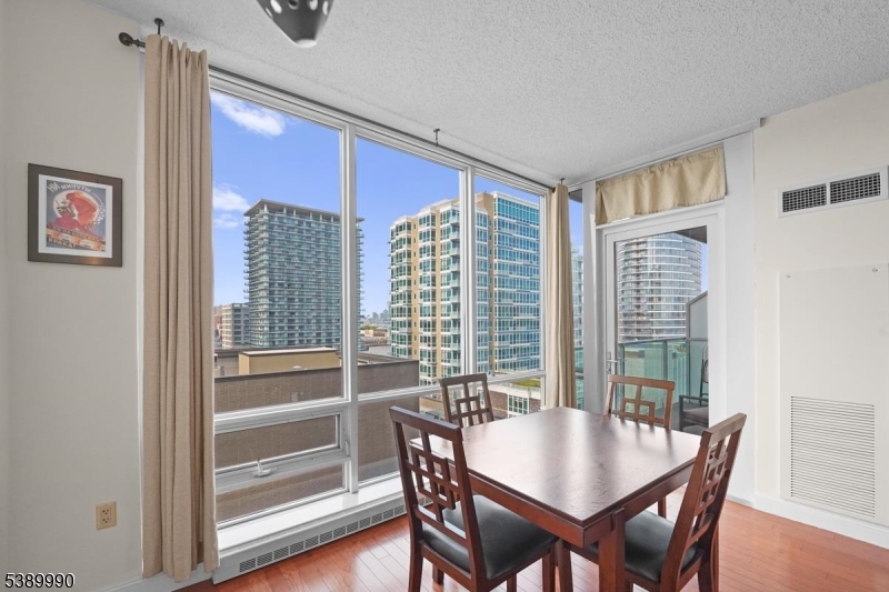 Jersey City, NJ 07310,1 Shore Ln #1205