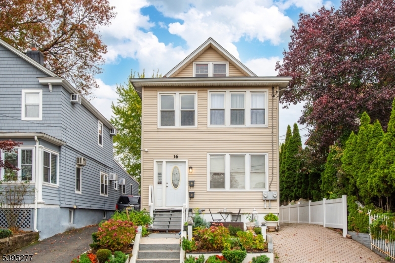 Bloomfield Twp., NJ 07003,16 Willet St