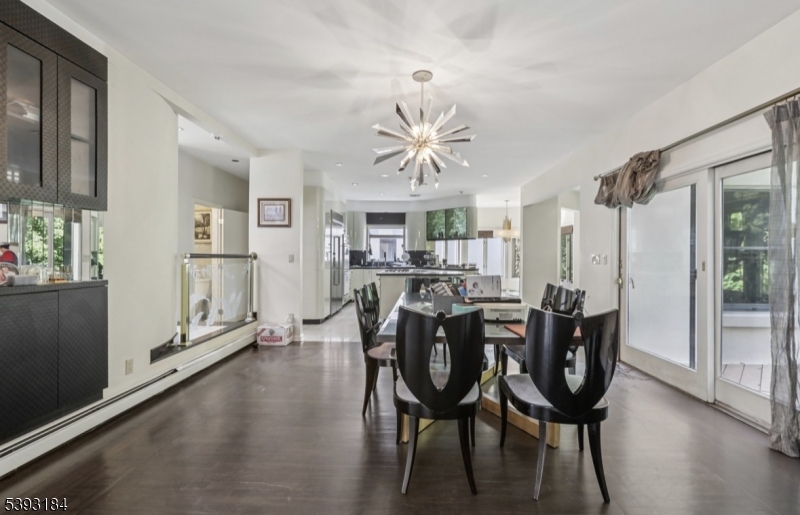 Englewood Cliffs Boro, NJ 07632,12 Summit st.