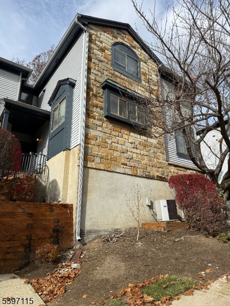 Independence Twp., NJ 07840,39 Overlook Dr