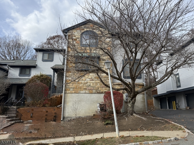 Independence Twp., NJ 07840,39 Overlook Dr