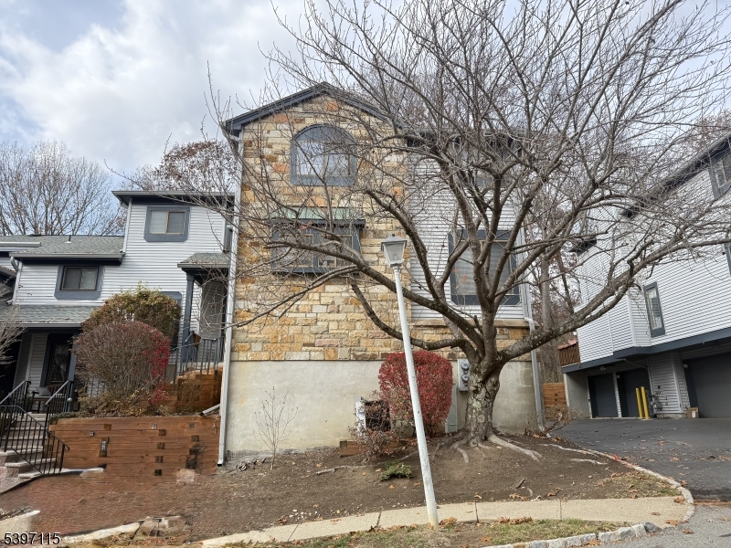 Independence Twp., NJ 07840,39 Overlook Dr