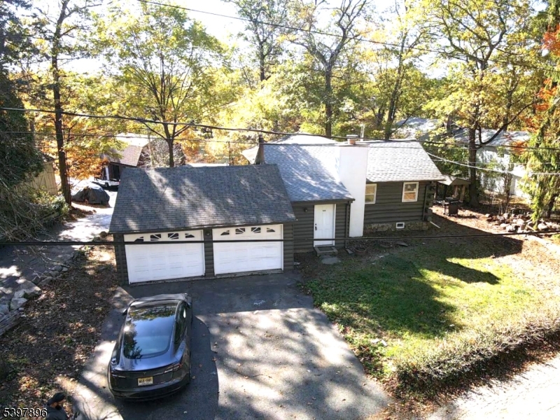 West Milford Twp., NJ 07480,108 Poplar Grove Ter