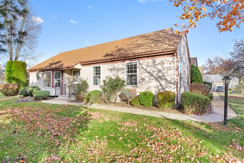 Monroe Twp., NJ 08831,18C Benjamin Franklin Dr