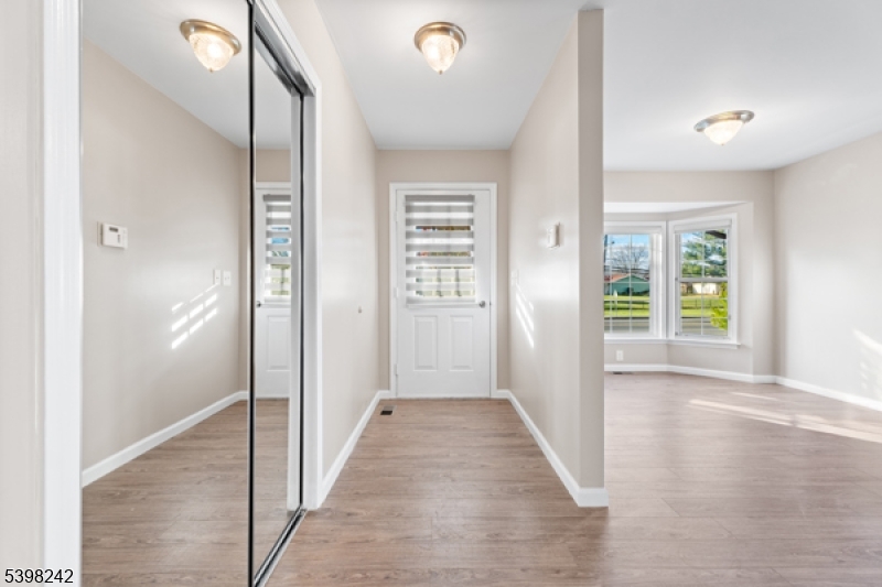 Monroe Twp., NJ 08831,18C Benjamin Franklin Dr