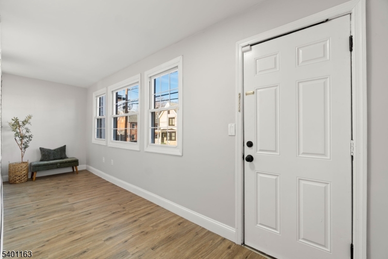 Irvington Twp., NJ 07111,13 Orange Pl