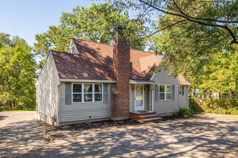 51 S Ridgedale Ave, East Hanover Twp., NJ 07936