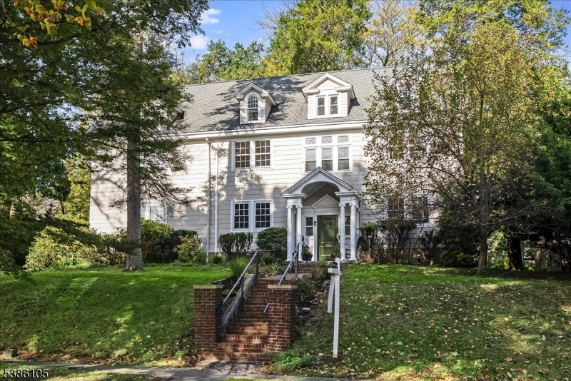 423 N Ridgewood Rd, South Orange Village Twp., NJ 07079