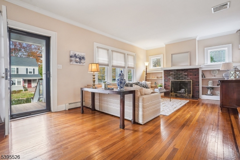 Madison Boro, NJ 07940,7 Lee Ave