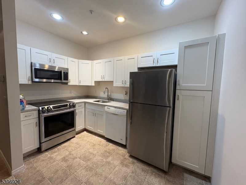 6119 Richmond Rd #119, West Milford Twp., NJ 07480