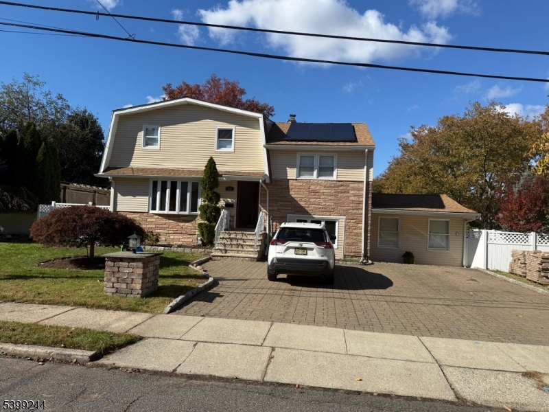 New Milford Boro, NJ 07646,690 Cypress St