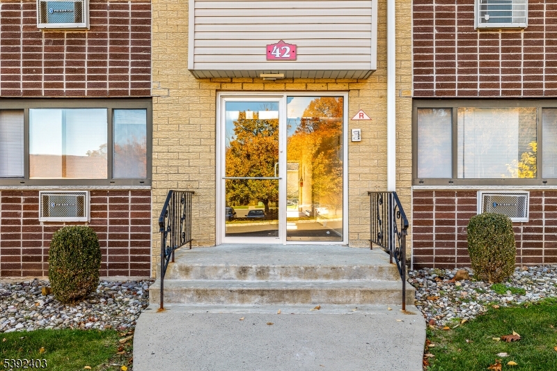 North Plainfield Boro, NJ 07060,401 US Highway 22 #42G