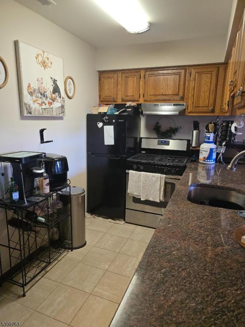 Vernon Twp., NJ 07462,3 Steamboat Dr #11