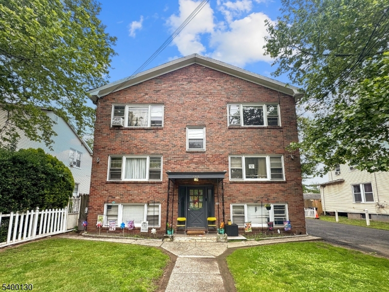2063 Elizabeth Ave, Rahway City, NJ 07065