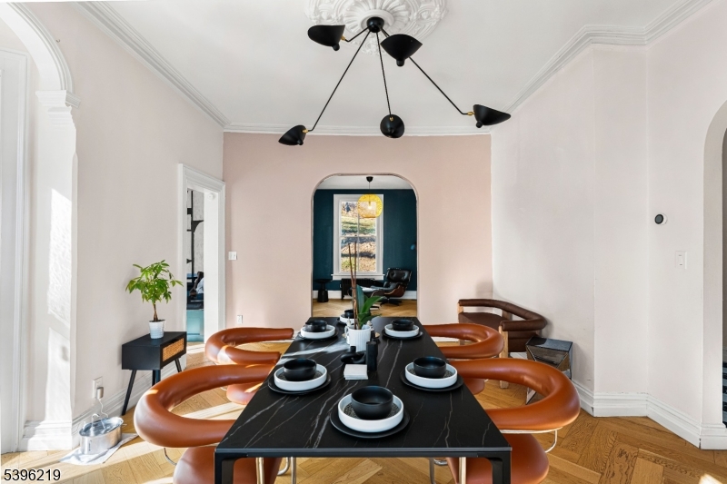 Watchung Boro, NJ 07069,1370 Johnston Dr