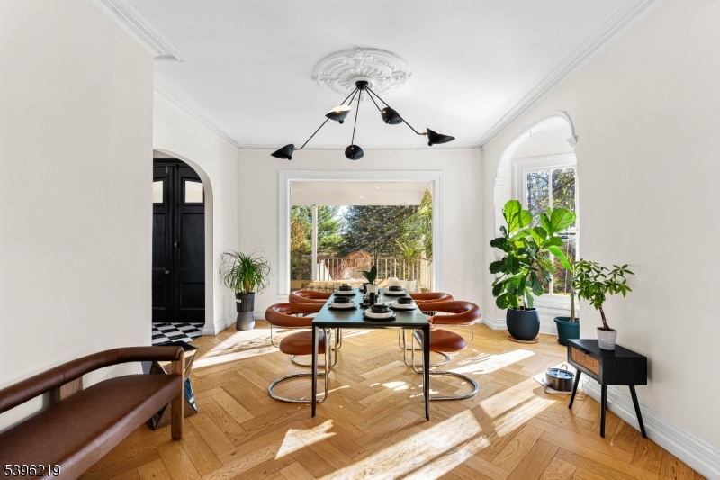 Watchung Boro, NJ 07069,1370 Johnston Dr