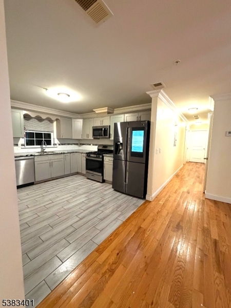 713 S 12Th St, Newark City, NJ 07103