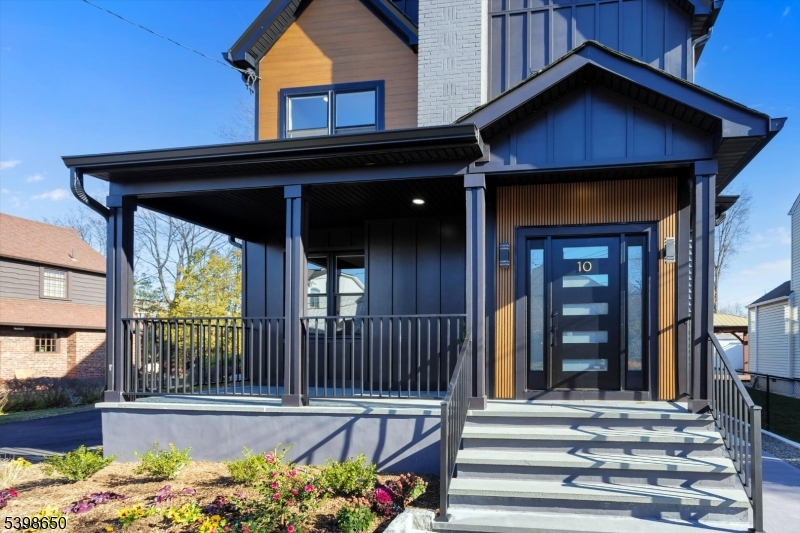 Clifton City, NJ 07011,10 Marilyn Pl