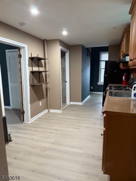 Newark City, NJ 07107,318 N 7Th St