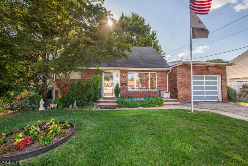 393 Rugby Rd, Saddle Brook Twp., NJ 07663