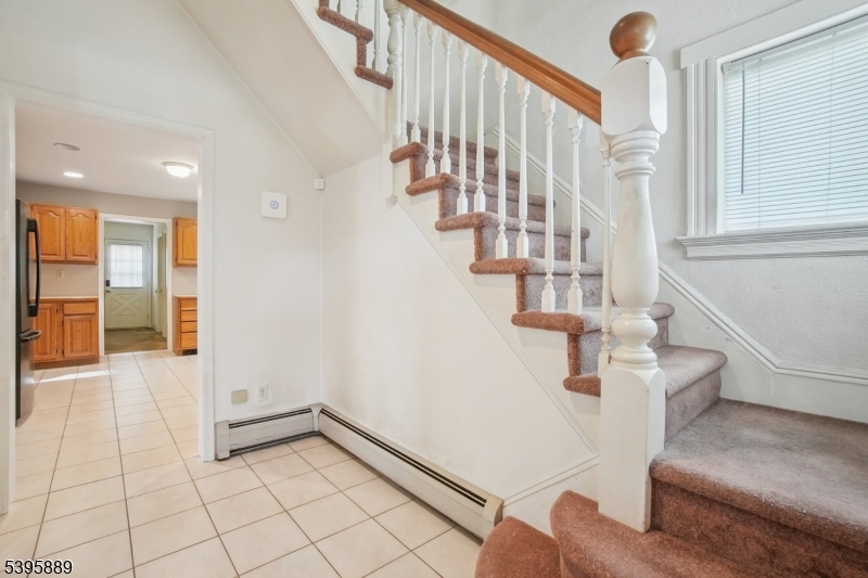 West Orange Twp., NJ 07052,37 Kingsley St