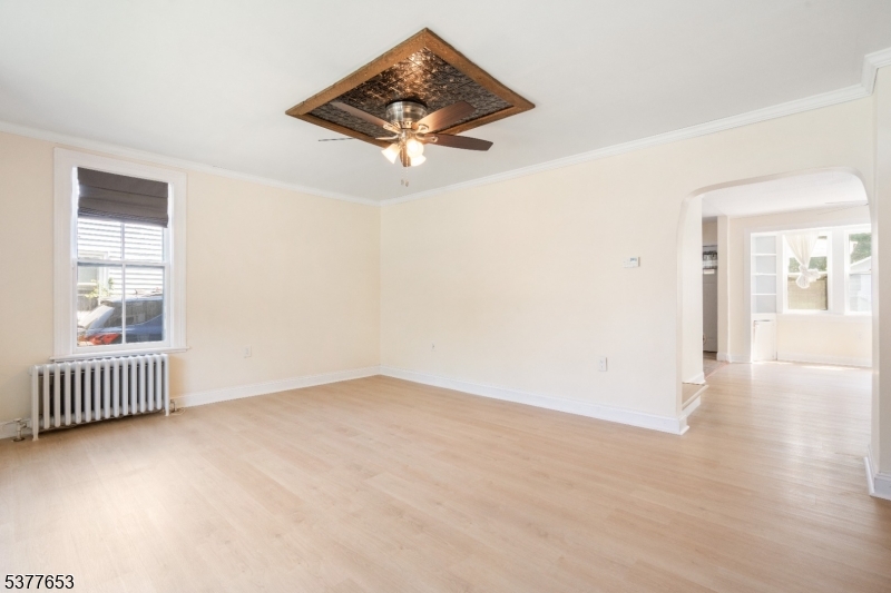 Newton Town, NJ 07860,43 Madison St