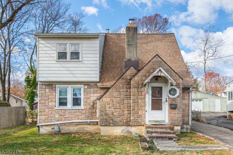17 Madison Ave, Parsippany-troy Hills Twp., NJ 07034