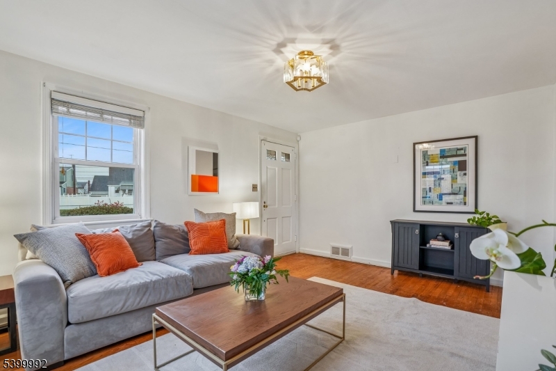 Union Twp., NJ 07083,944 Burlington Ave