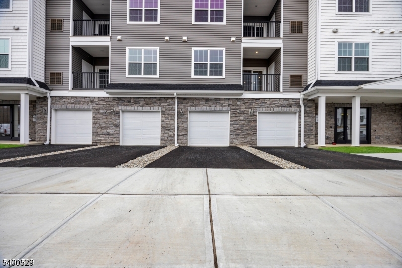 Monroe Twp., NJ 08831,30212 Radford Ct