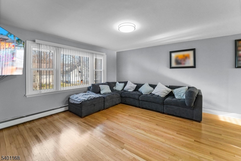 Bound Brook Boro, NJ 08805,428 Helfin St