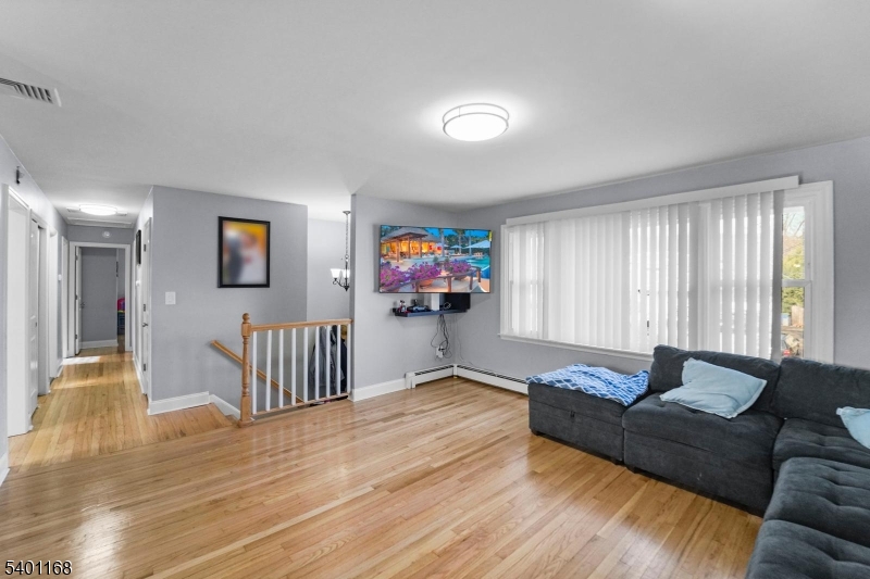 Bound Brook Boro, NJ 08805,428 Helfin St