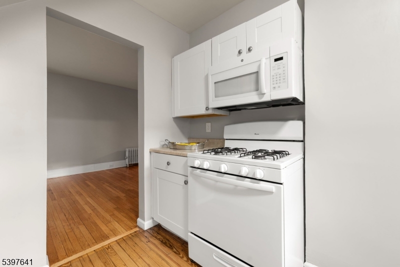 Berkeley Heights Twp., NJ 07922,482 Springfield Ave #1