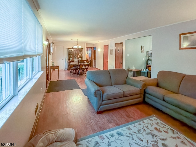 Jefferson Twp., NJ 07438,28 Highland Rd