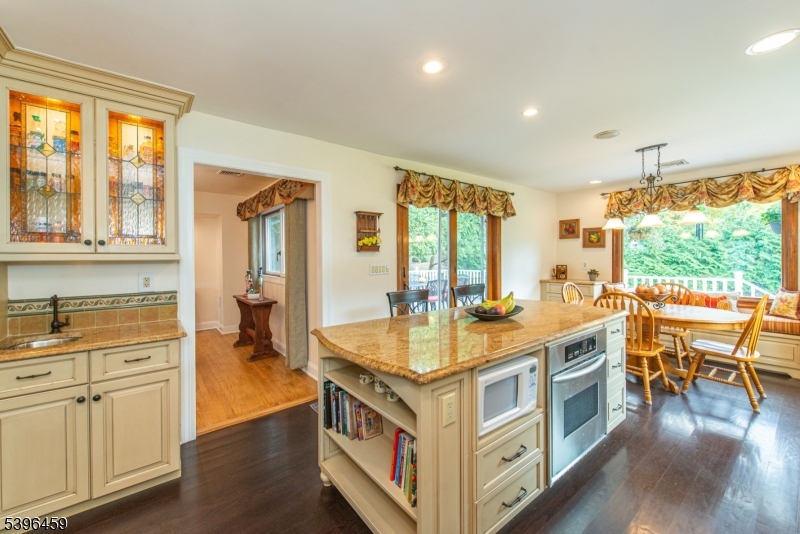 West Caldwell Twp., NJ 07006,182 Park Ave