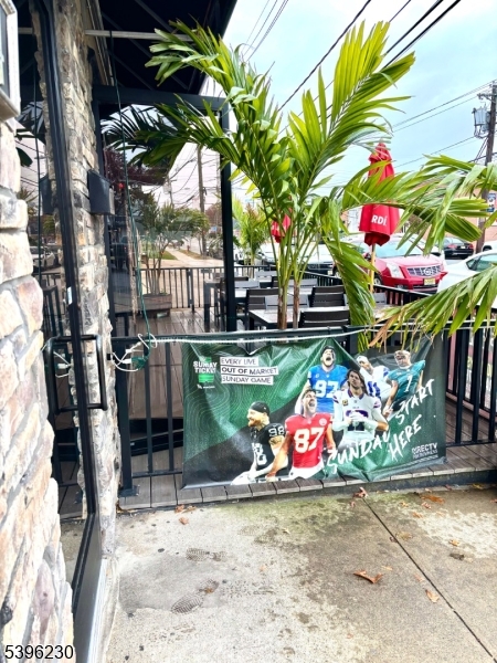 North Arlington Boro, NJ 07031,580 Ridge Rd